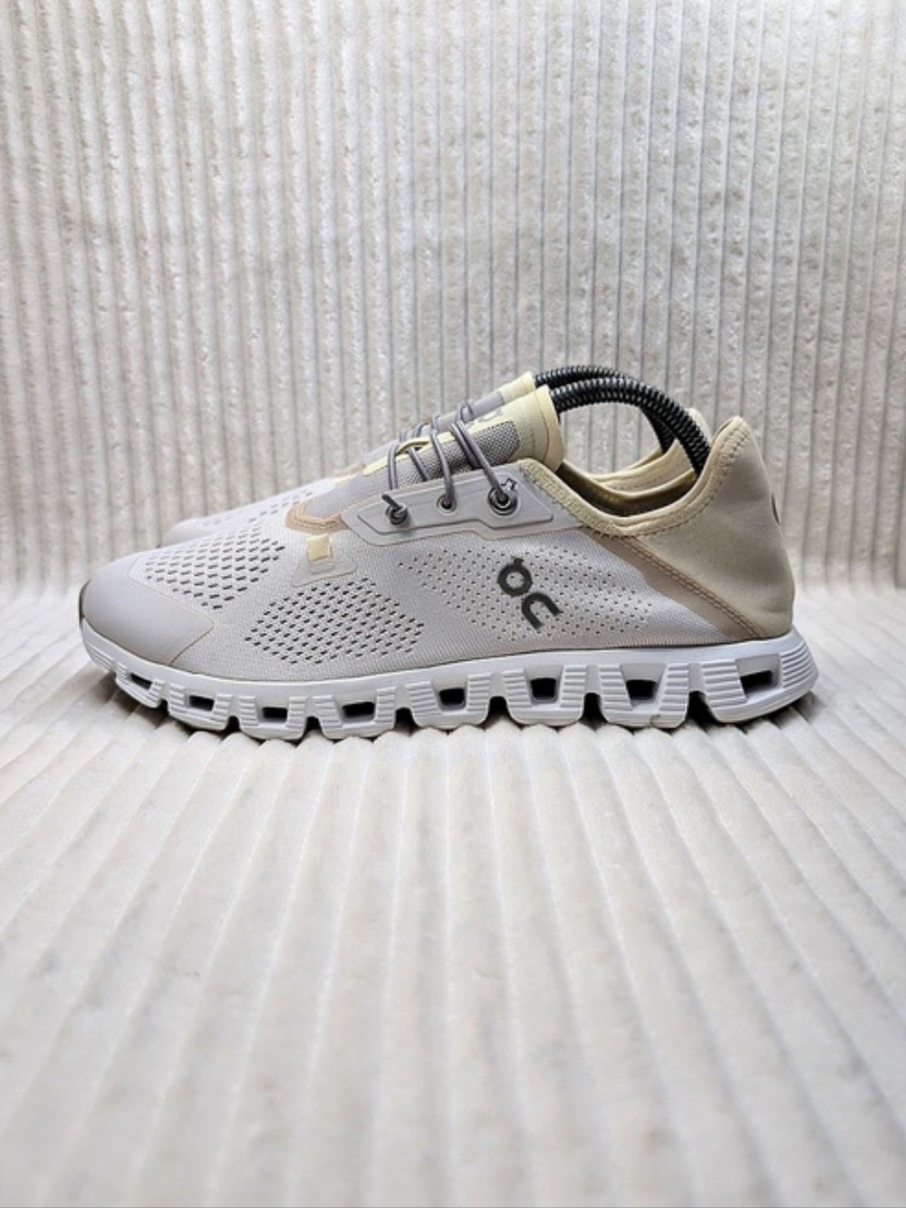 On Cloud 5 Coast Women's Athletic Shoes White US W 9.5